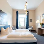 Hotel-pension Am Siegestor 3* Munique