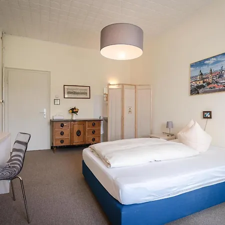Hotel-pension Am Siegestor 3* Munique