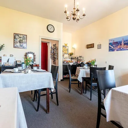 Vendégház Hotel-pension Am Siegestor München