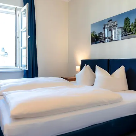 Affittacamere Hotel-pension Am Siegestor Monaco di Baviera