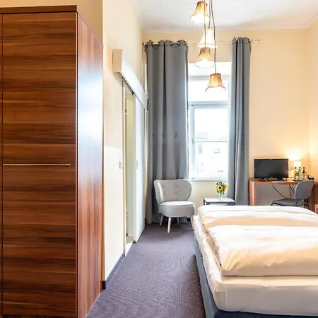 Vendégház Hotel-pension Am Siegestor 3*