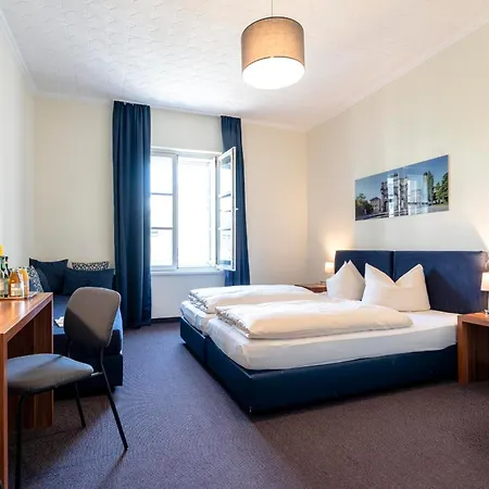 Hotel-pension Am Siegestor Vendégház 3*