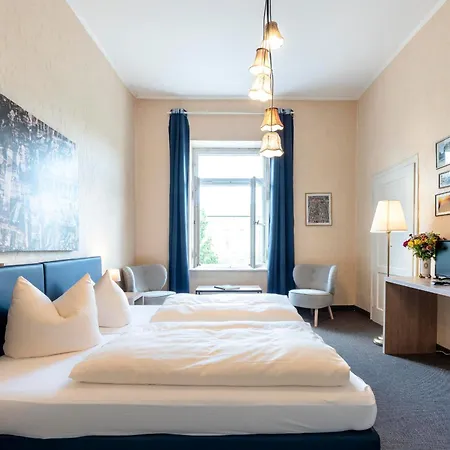 Hotel-pension Am Siegestor 3* Munique