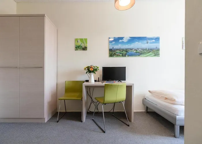 Hotel-pension Am Siegestor 3*