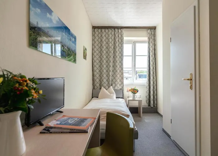 Gasthof Hotel-pension Am Siegestor