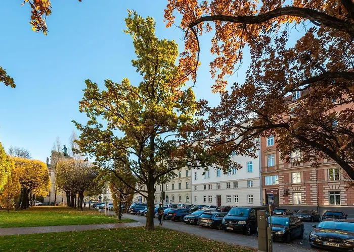 Hotel-pension Am Siegestor 3* München