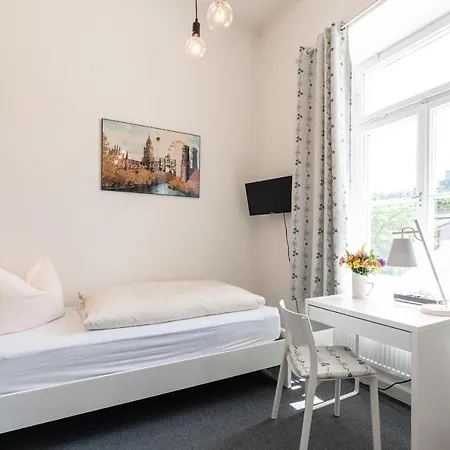 Hotel-pension Am Siegestor 게스트하우스 뮌헨