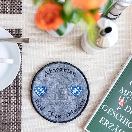 Hotel-pension Am Siegestor 게스트하우스 3*